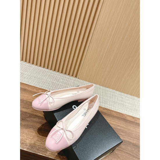 CHANEL Ballerinas