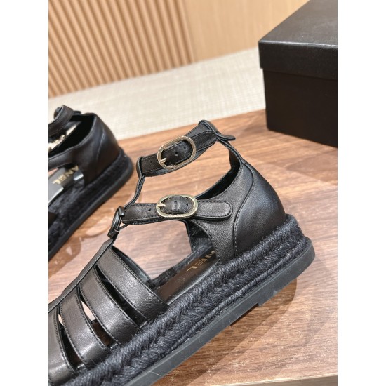 CHANEL Sandals