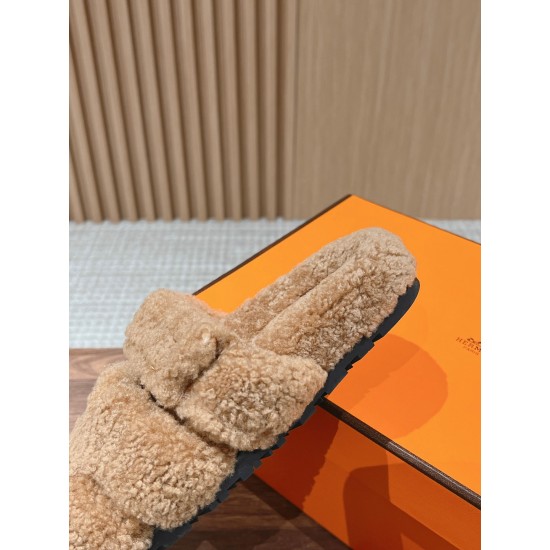 Hermes Slippers