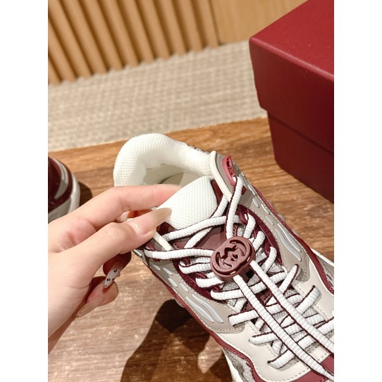 Gucci Sneakers