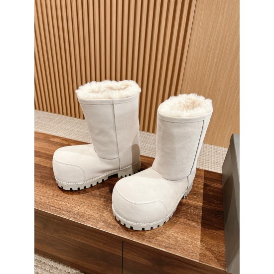 Balenciaga boots