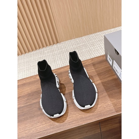 Balenciaga Speed