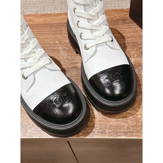 CHANEL Boots