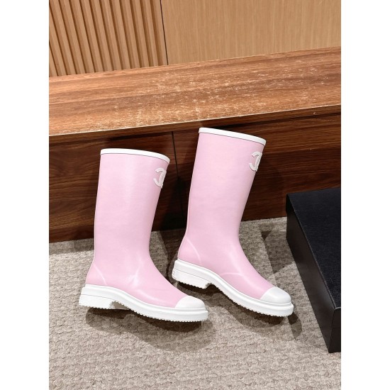 CHANEL Boots