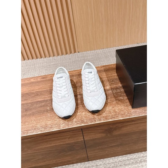 CHANEL Sneakers