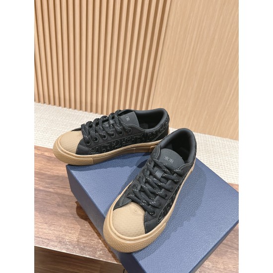 Dior Sneakers