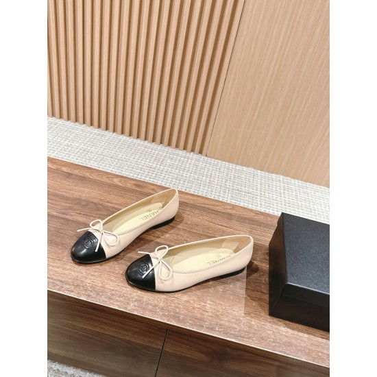 CHANEL Ballerinas