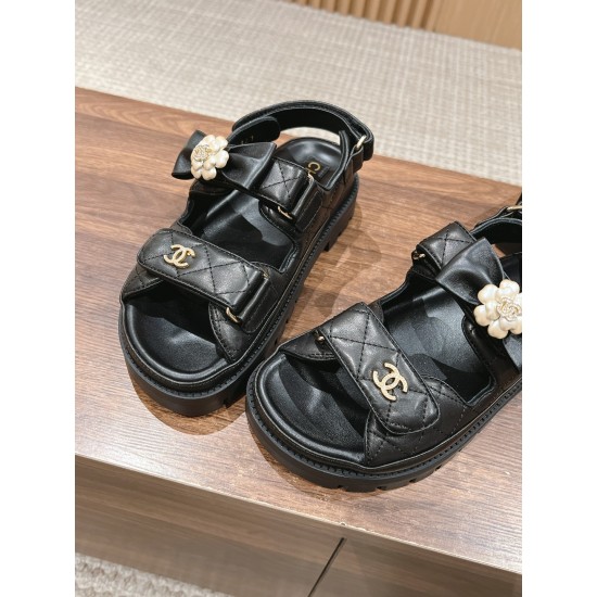 CHANEL Sandals