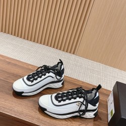 CHANEL Sneakers