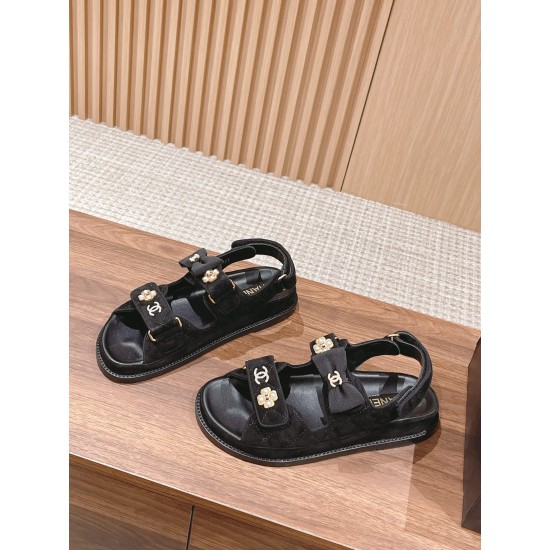 CHANEL Sandals