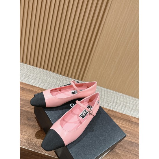 CHANEL Ballerinas