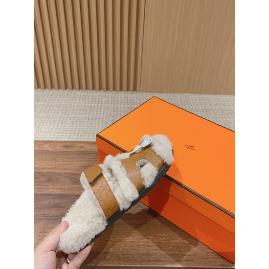 Hermes Slippers