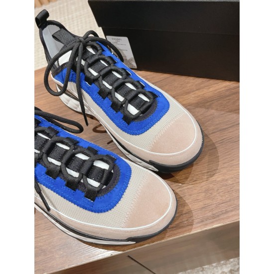 CHANEL Sneakers