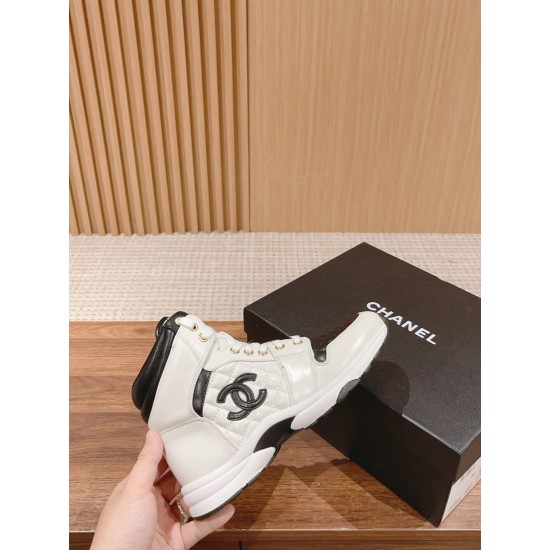 CHANEL Boots