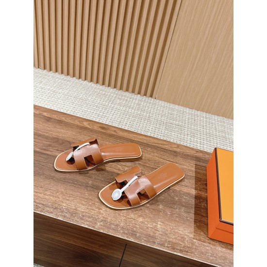 Hermes Slippers
