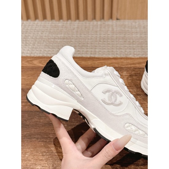 CHANEL Sneakers