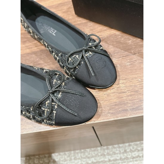 CHANEL Ballerinas