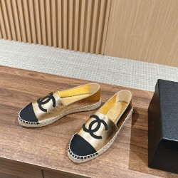 CHANEL Espadrilles