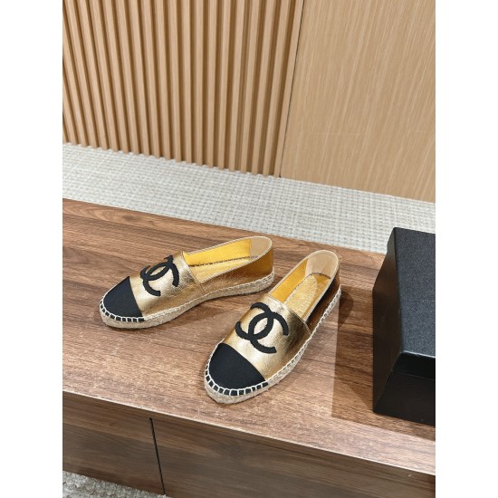 CHANEL Espadrilles