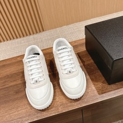 CHANEL Sneakers