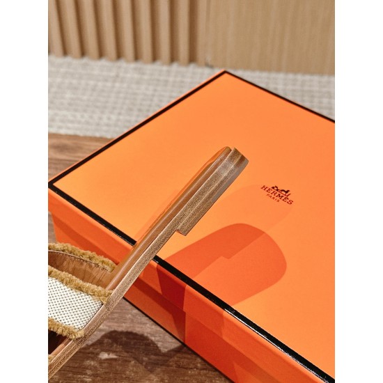 Hermes Slippers