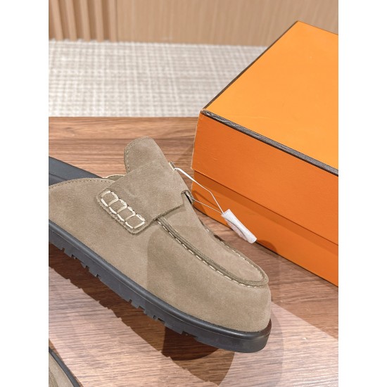 Hermes Iota mule