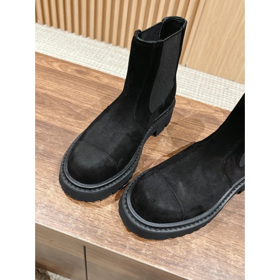 CHANEL Boots