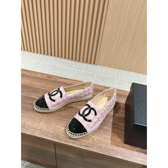 CHANEL Espadrilles