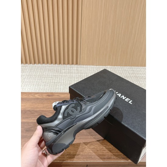 CHANEL Sneakers