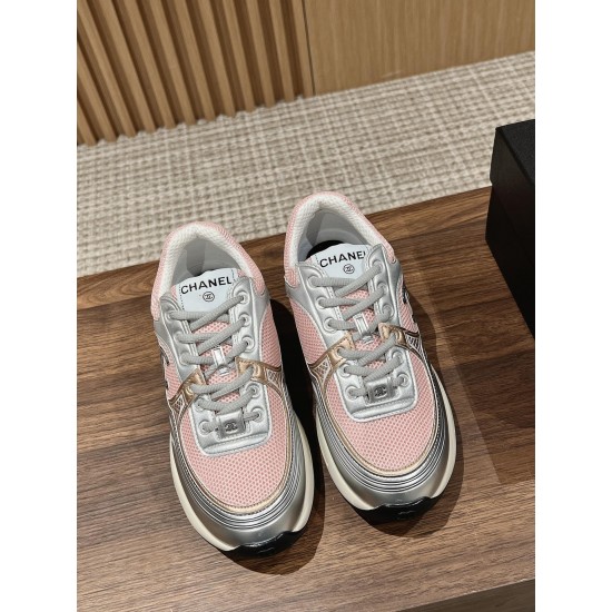 CHANEL Sneakers