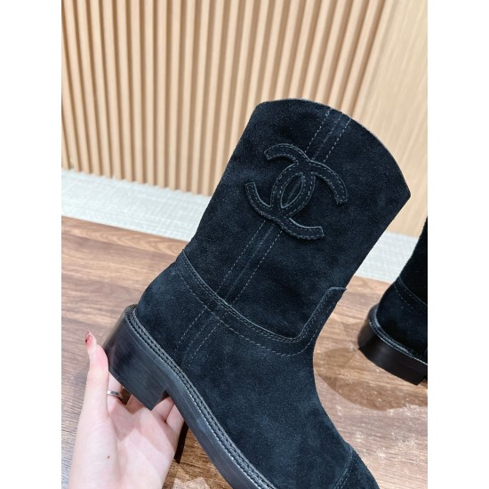 CHANEL Boots