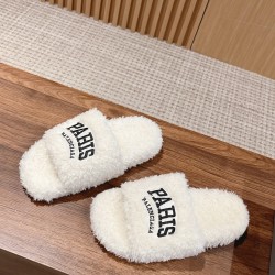  Balenciaga Slippers