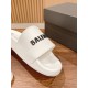  Balenciaga Slippers
