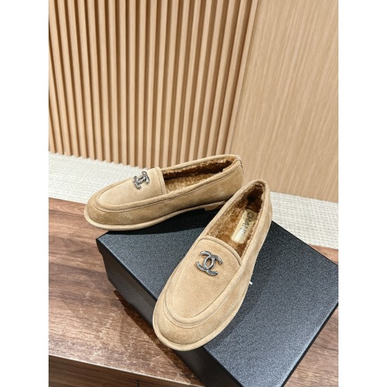 CHANEL Loafers