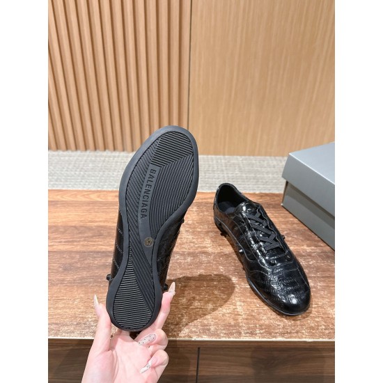 Balenciaga Sneakers