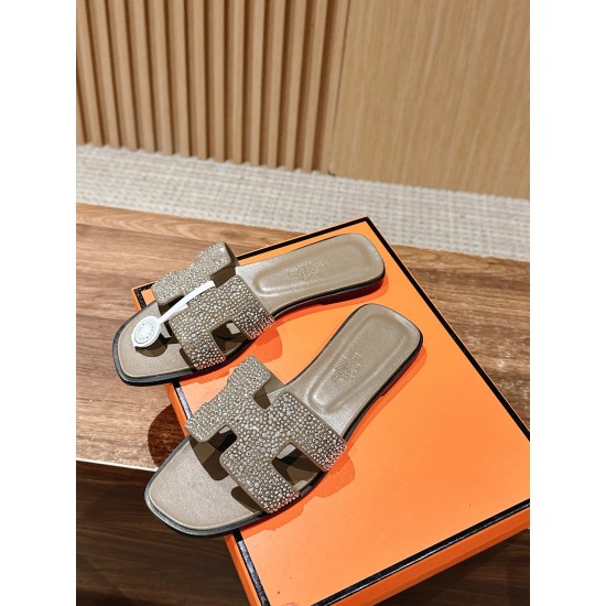Hermes Slippers