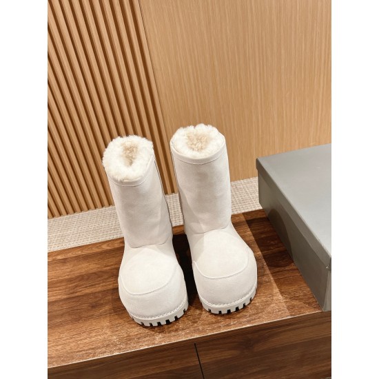 Balenciaga boots