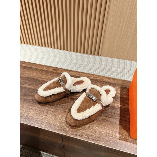 Hermes Iota mule