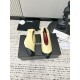 CHANEL Pumps and Slingbacks