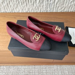 CHANEL Loafers