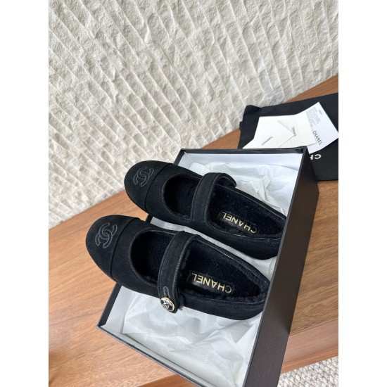CHANEL Loafers