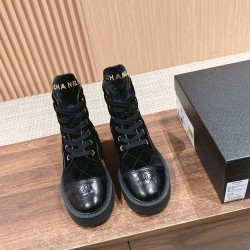 CHANEL Boots