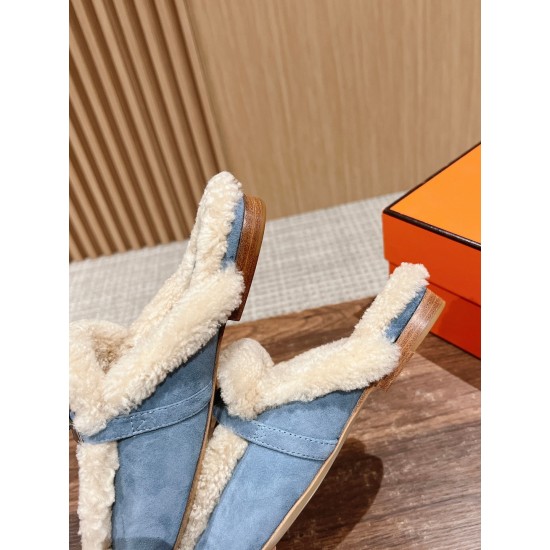 Hermes Iota mule