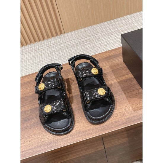 CHANEL Sandals