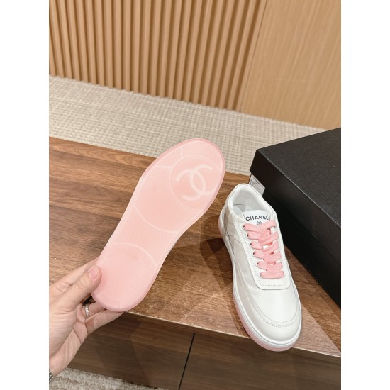 CHANEL Sneakers