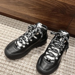 CHANEL Sneakers