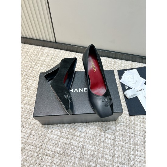 CHANEL Pumps and Slingbacks