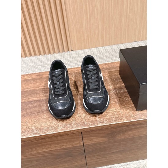 CHANEL Sneakers