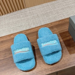 Balenciaga Slippers