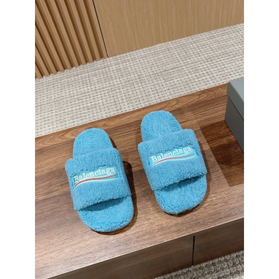  Balenciaga Slippers